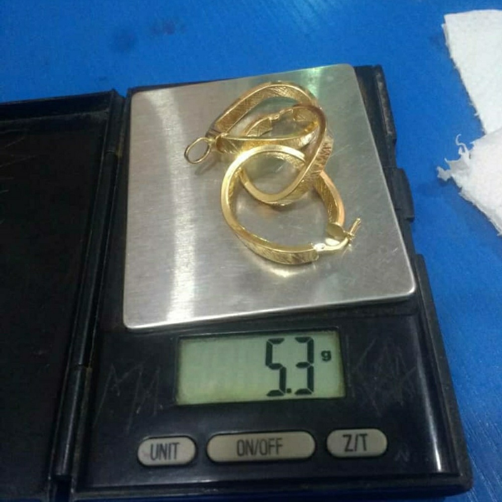 Gold jwelry